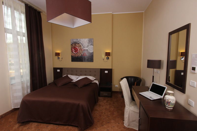 בוקרשט Reginetta Suites מראה חיצוני תמונה